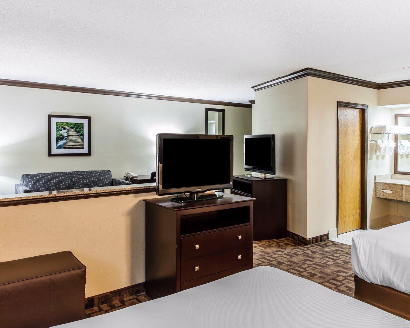 Quality Inn & Suites Quakertown-Allentown エクステリア 写真